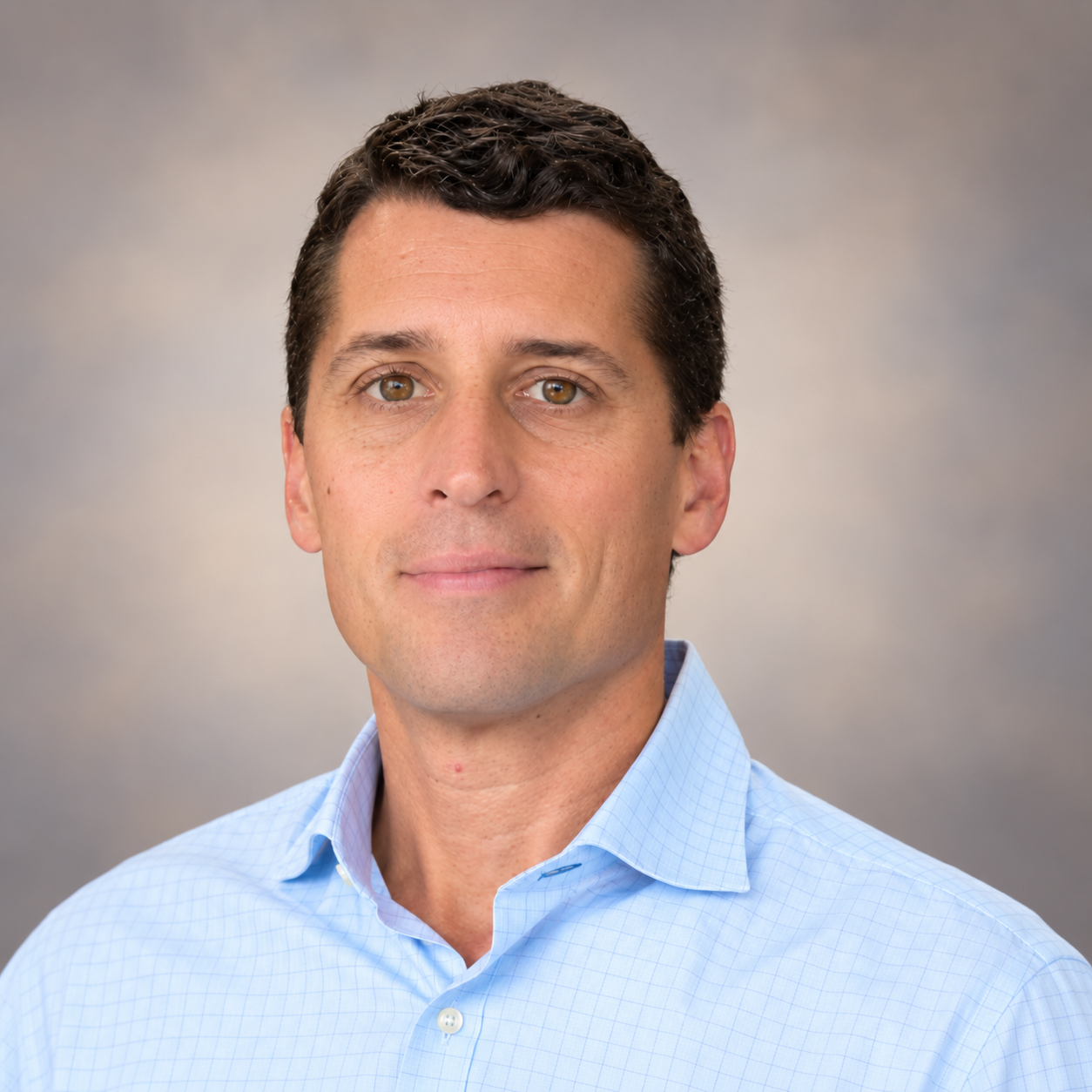 Dr. Peter Farago